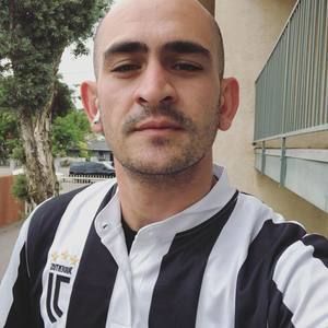 Meet your Posher, Shad